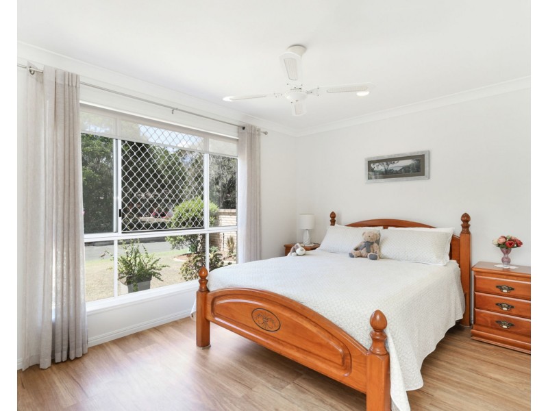 13 Bongaree Drive, Pelican Waters QLD 4551