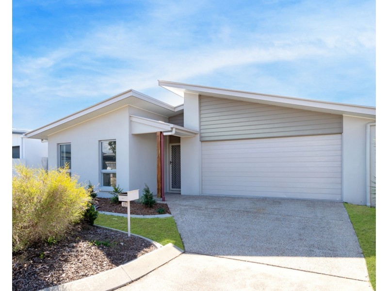 29 Pearl Crescent, Caloundra West QLD 4551