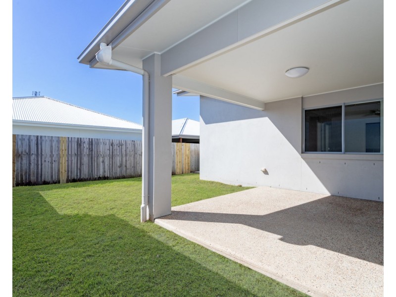 29 Pearl Crescent, Caloundra West QLD 4551