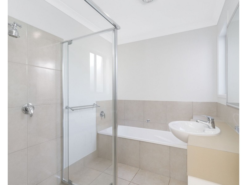 29 Pearl Crescent, Caloundra West QLD 4551