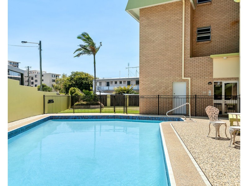 2/2 Moreton Parade, Kings Beach QLD 4551