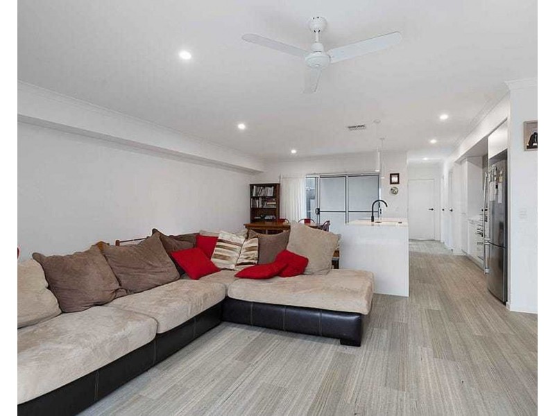 38 Parkway Terrace, Palmview QLD 4553