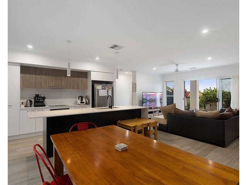 38 Parkway Terrace, Palmview QLD 4553