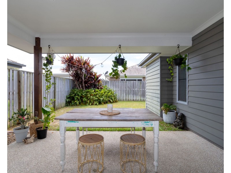 23 Amber Drive, Caloundra West QLD 4551