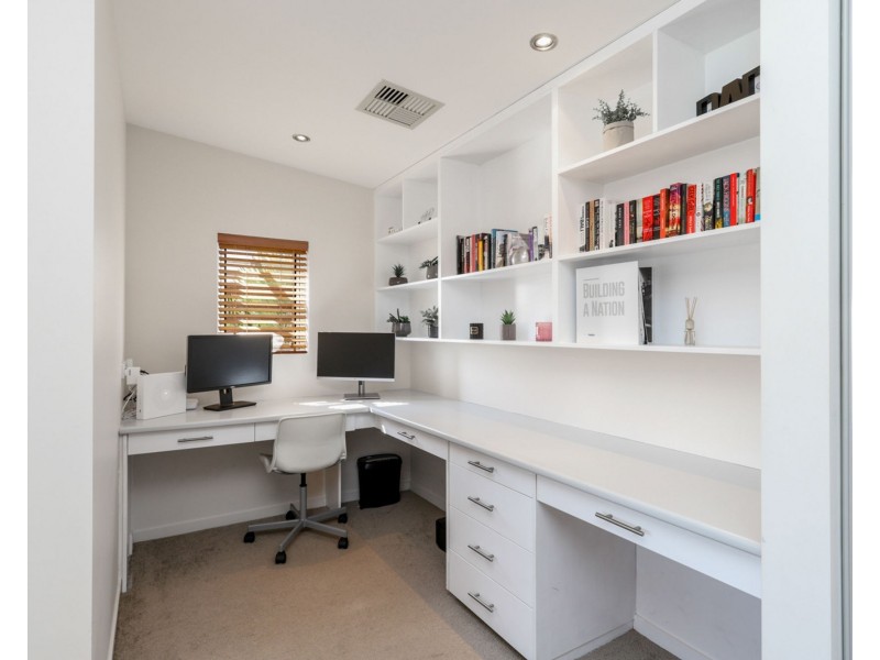 4/41 Mahogany Drive, Pelican Waters QLD 4551