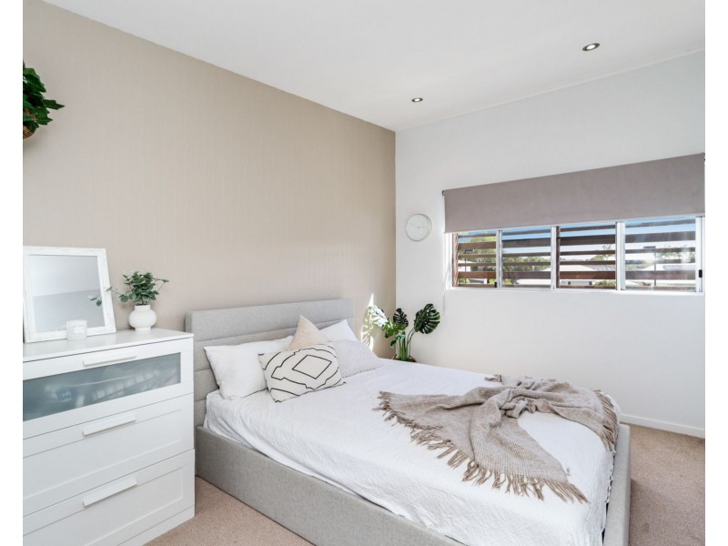 4/41 Mahogany Drive, Pelican Waters QLD 4551