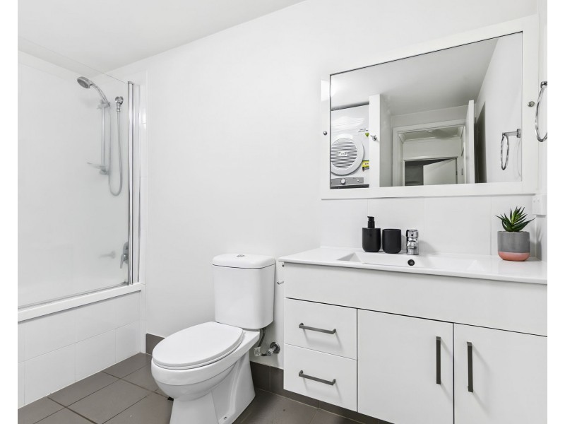 202/6 High Street, Sippy Downs QLD 4556