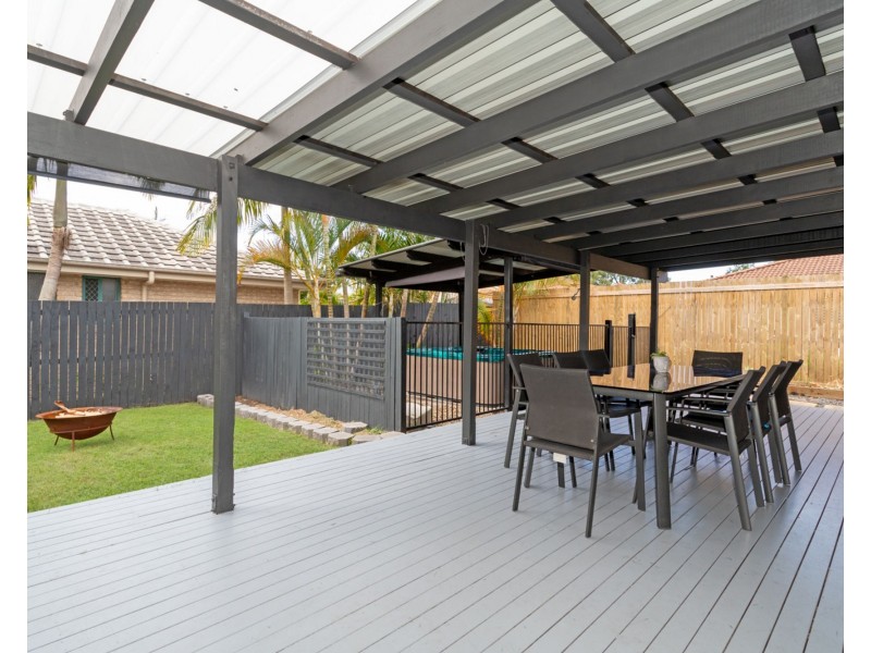 17 Livistona Crescent, Currimundi QLD 4551