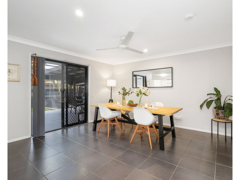 17 Livistona Crescent, Currimundi QLD 4551