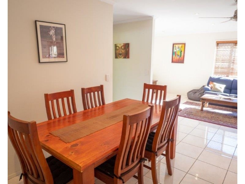 9 Watsonia Street, Maroochydore QLD 4558