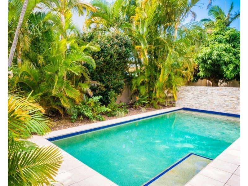 9 Watsonia Street, Maroochydore QLD 4558