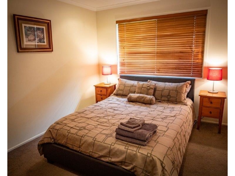 9 Watsonia Street, Maroochydore QLD 4558