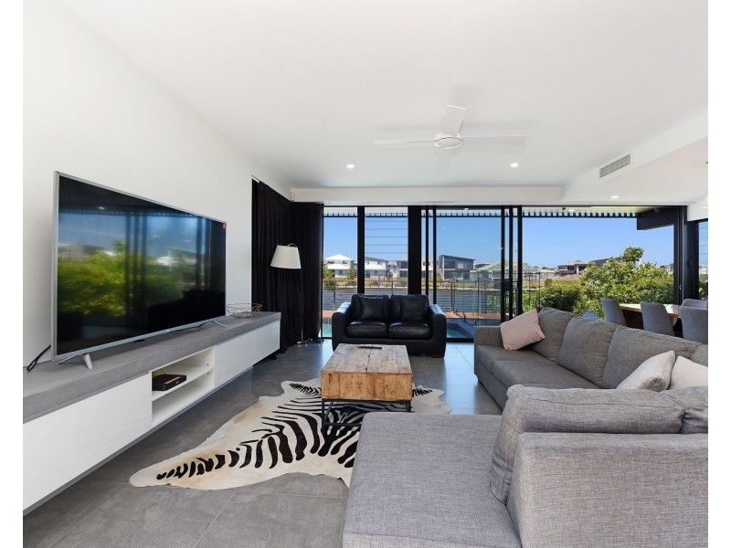 44 Reflection crescent, Birtinya QLD 4575
