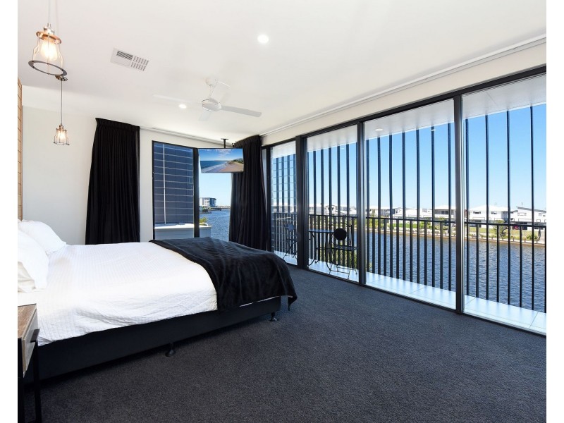 44 Reflection crescent, Birtinya QLD 4575