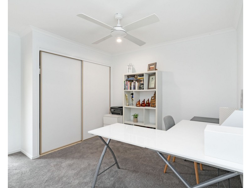 5 Cabbage Palm Court, Little Mountain QLD 4551