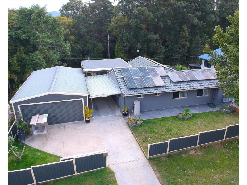 18 Holyn Close, Woombye QLD 4559