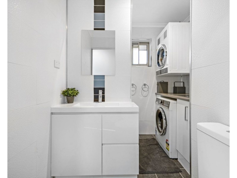 18 Holyn Close, Woombye QLD 4559