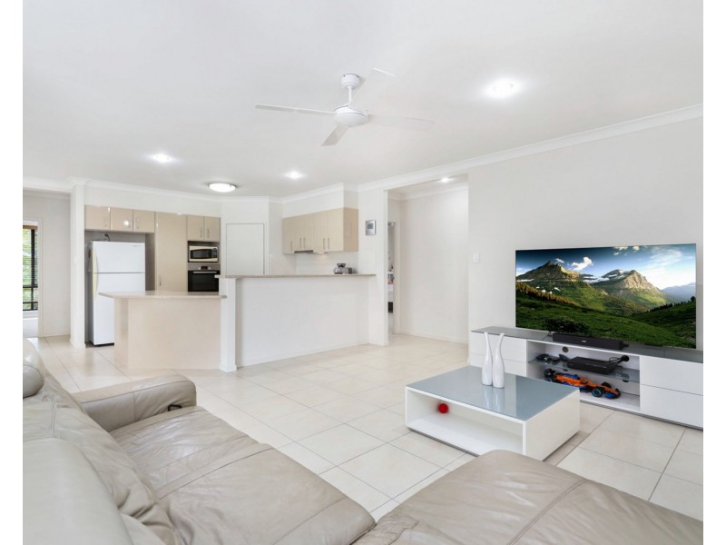 14 Saint Pauls Avenue, Pelican Waters QLD 4551
