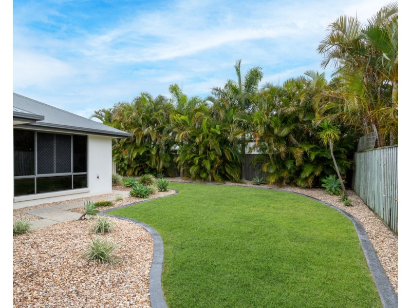 14 Saint Pauls Avenue, Pelican Waters QLD 4551
