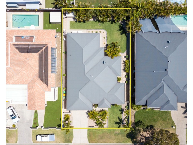 14 Saint Pauls Avenue, Pelican Waters QLD 4551