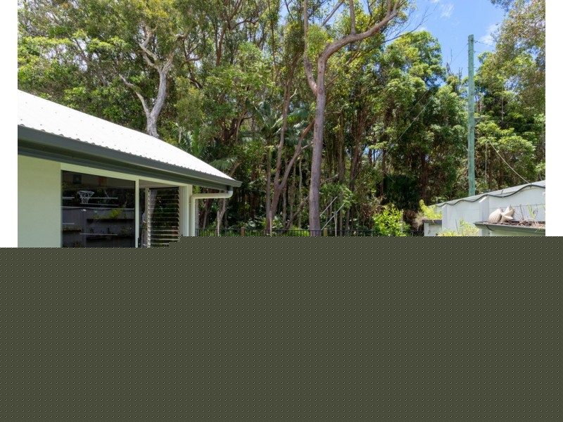 17 Admiralty Drive, Alexandra Headland QLD 4572