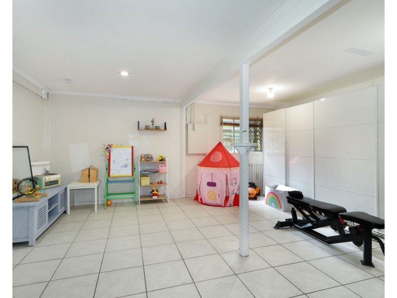 6 Sylvester Drive, Kallangur QLD 4503