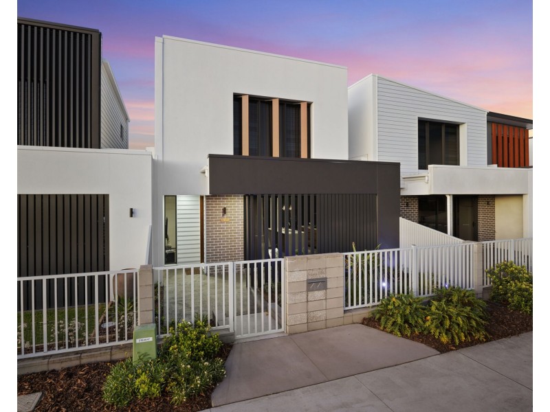44 Spitfire Banks Drive, Pelican Waters QLD 4551
