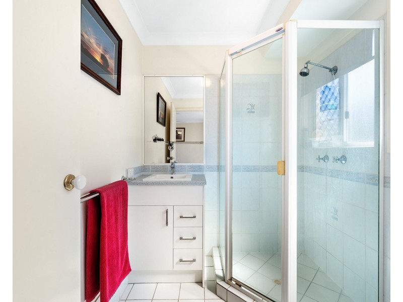 35 Bernheid Crescent, Sippy Downs QLD 4556