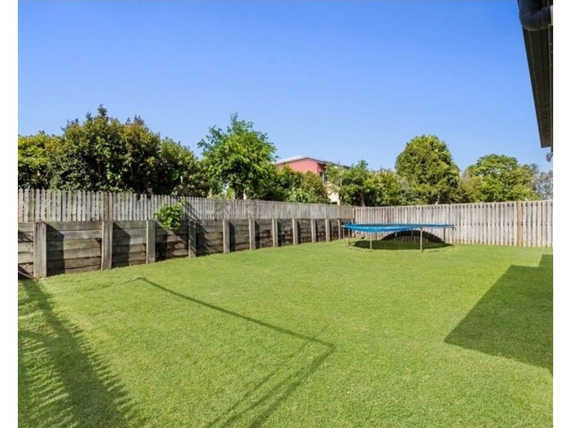 35 Bernheid Crescent, Sippy Downs QLD 4556