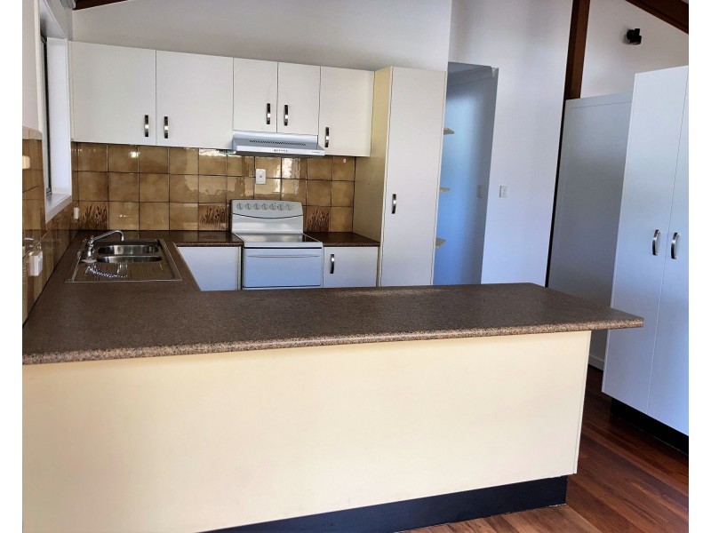 76a Beerburrum Street, Battery Hill QLD 4551