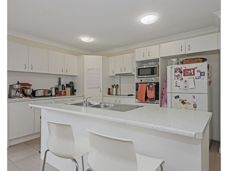 24 Forest View Way, Little Mountain QLD 4551