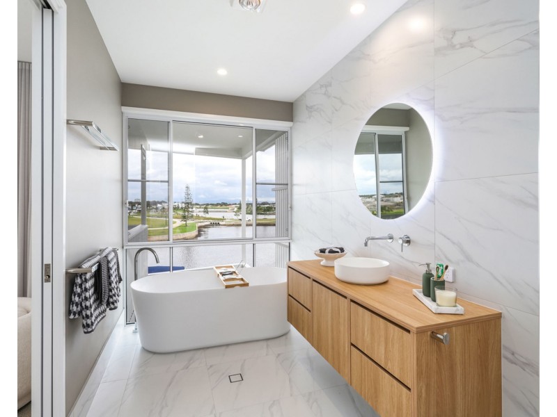 76 Marina View Drive, Pelican Waters QLD 4551