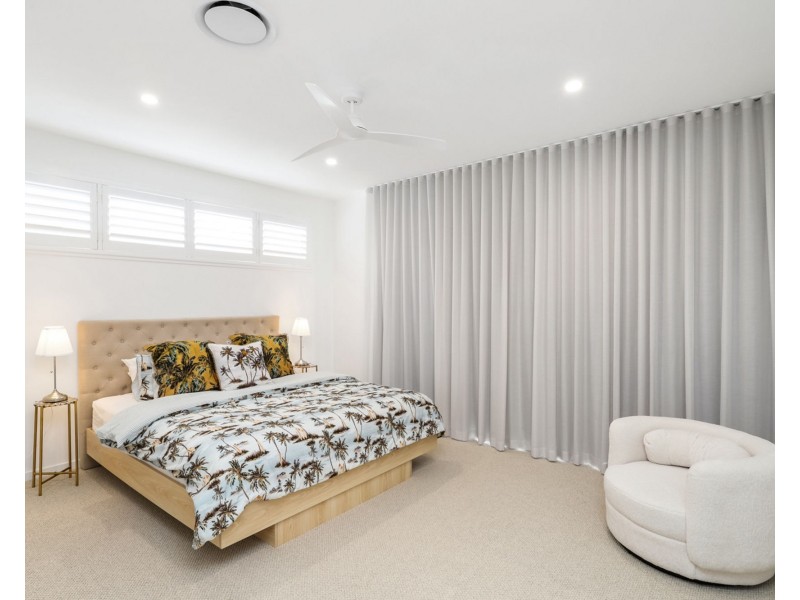 76 Marina View Drive, Pelican Waters QLD 4551