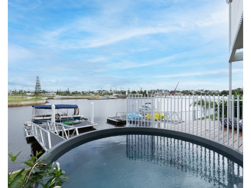 76 Marina View Drive, Pelican Waters QLD 4551