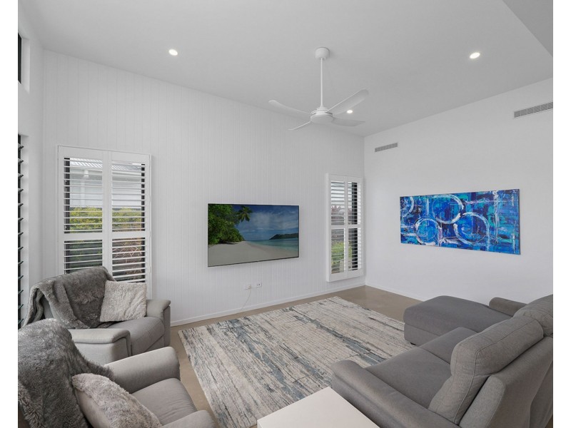 115 Bells Esplanade, Pelican Waters QLD 4551