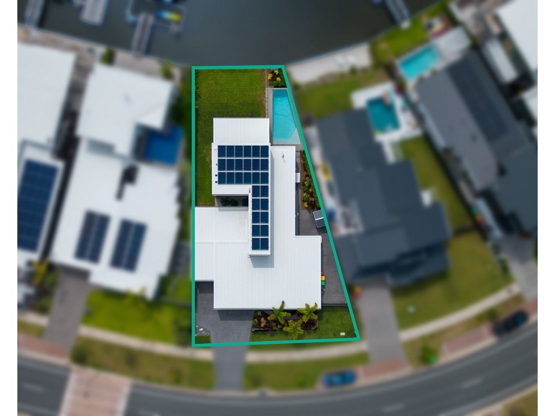 115 Bells Esplanade, Pelican Waters QLD 4551