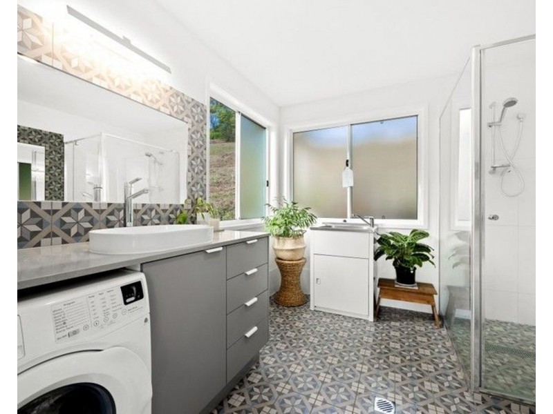 237 Panorama Drive, Rosemount QLD 4560