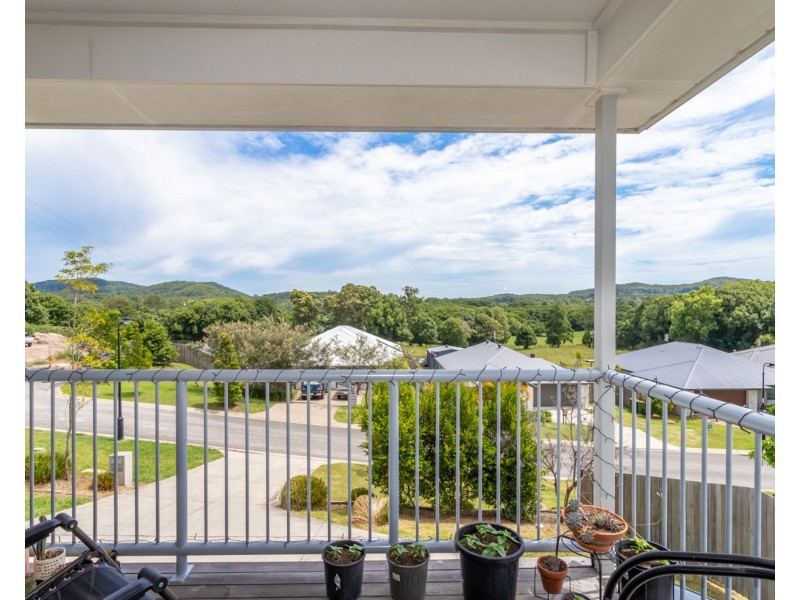 1/7 Esther Place, Nambour QLD 4560