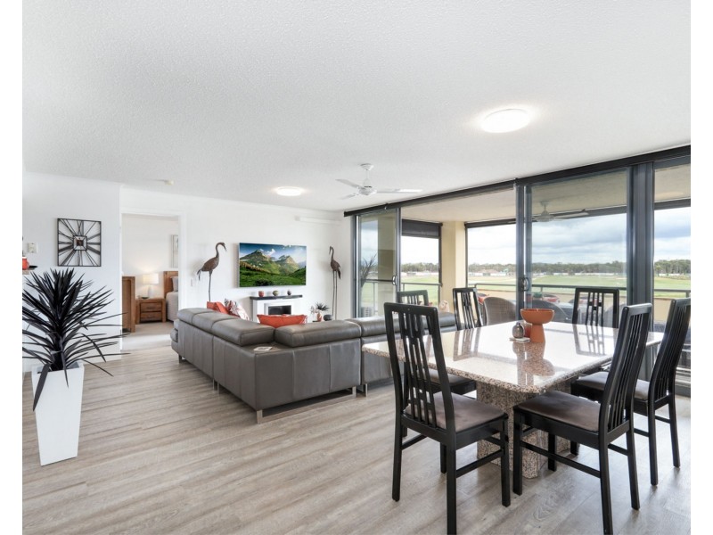 12/1 Millennium Circuit, Pelican Waters QLD 4551