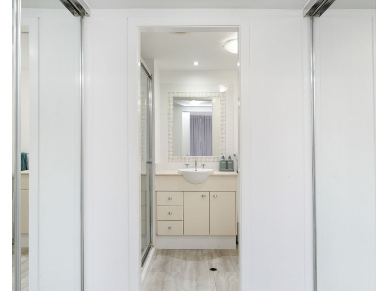 12/1 Millennium Circuit, Pelican Waters QLD 4551