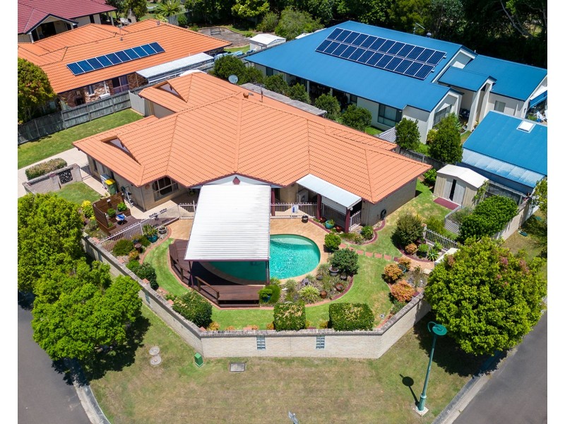 16 Investigator Place, Pelican Waters QLD 4551