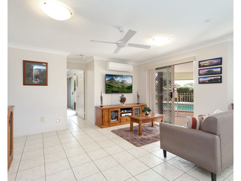 16 Investigator Place, Pelican Waters QLD 4551