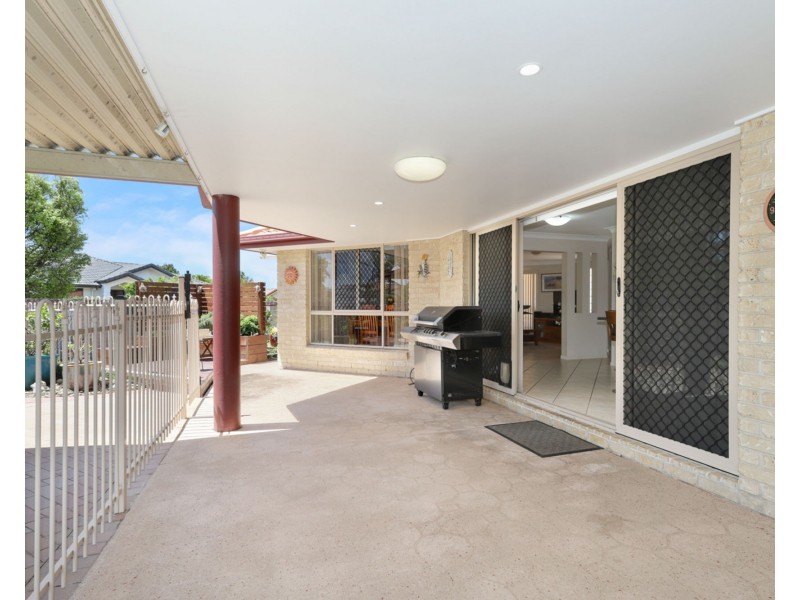 16 Investigator Place, Pelican Waters QLD 4551