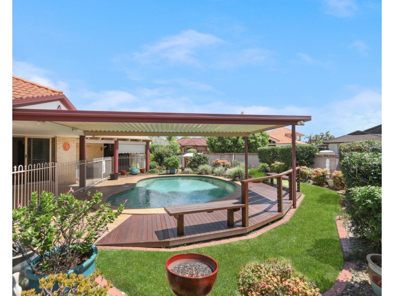 16 Investigator Place, Pelican Waters QLD 4551