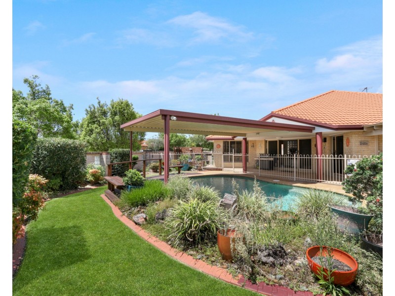 16 Investigator Place, Pelican Waters QLD 4551