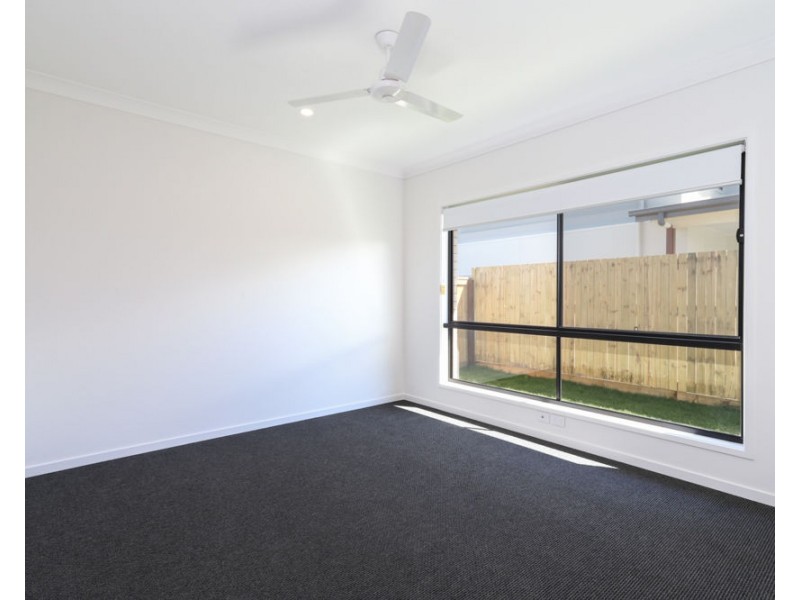 52 Ficus Drive, Palmview QLD 4553