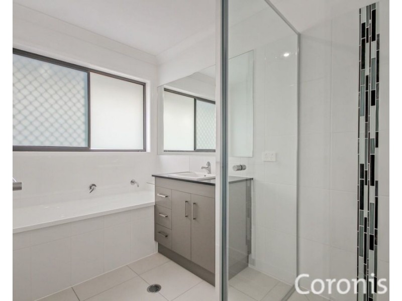 4 Periwinkle Street, Palmview QLD 4553