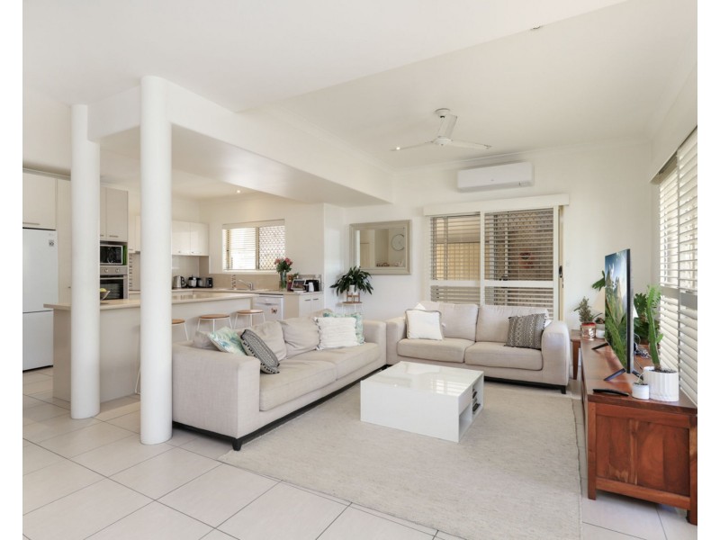 2/16 Janet Street, Alexandra Headland QLD 4572