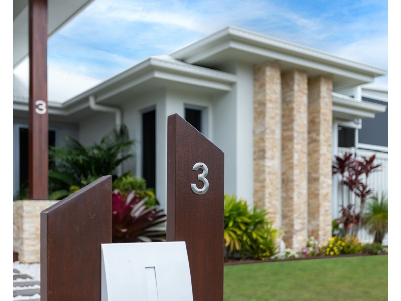 3 Waderbird Crescent, Pelican Waters QLD 4551