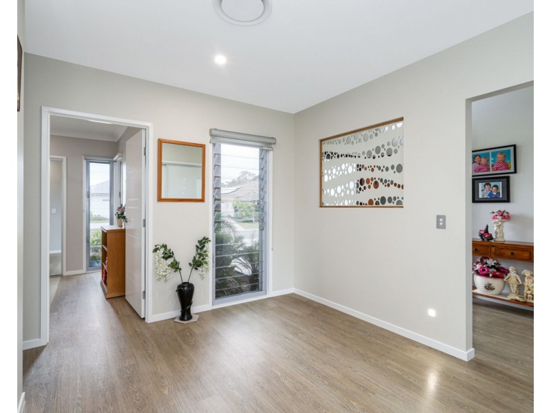 3 Waderbird Crescent, Pelican Waters QLD 4551